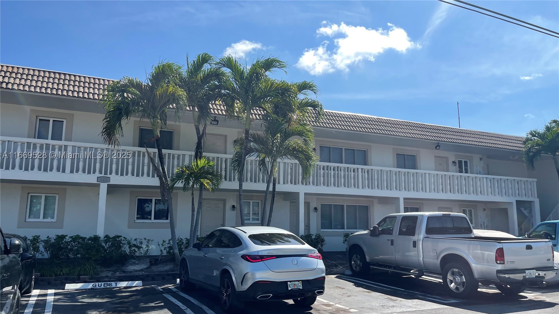 840 Pine Dr #103, Pompano Beach FL 33060