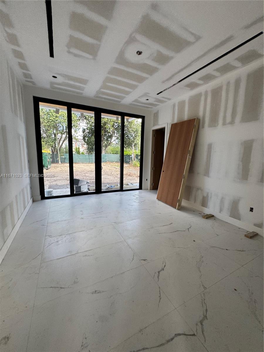 6666 SW 96th St, Pinecrest FL 33156