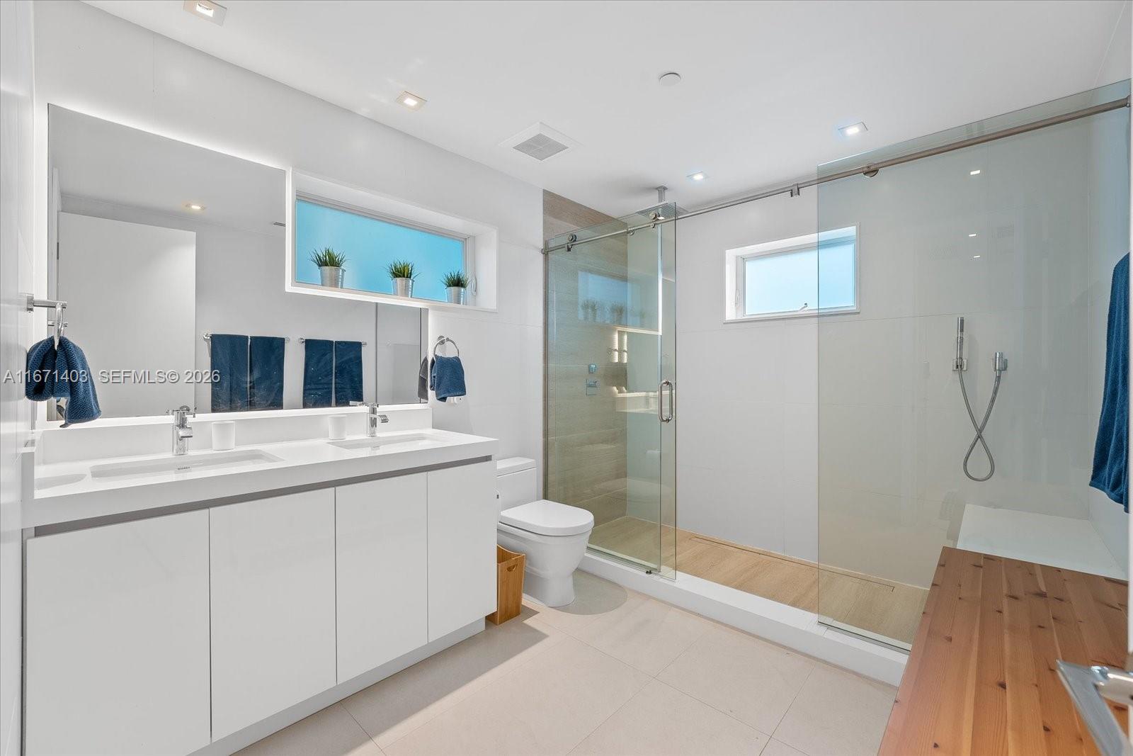 15713 Fisher Island Dr #15713, Miami Beach FL 33109