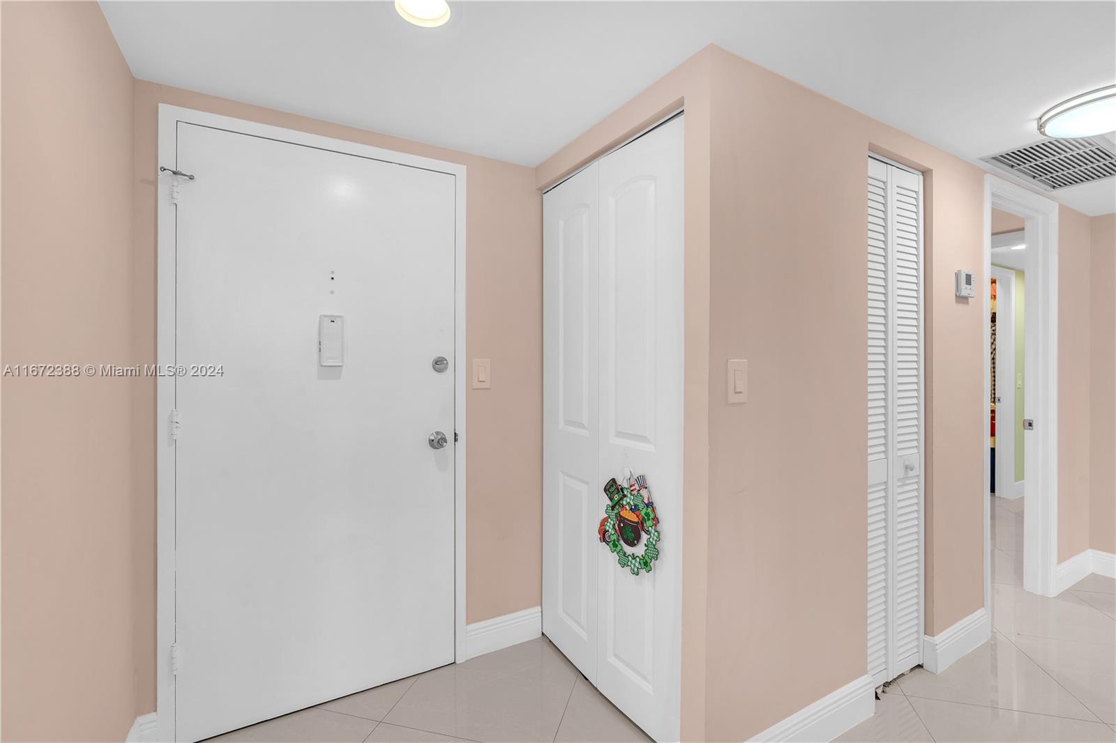 1301 NE Miami Gardens Dr #1225W, Miami FL 33179
