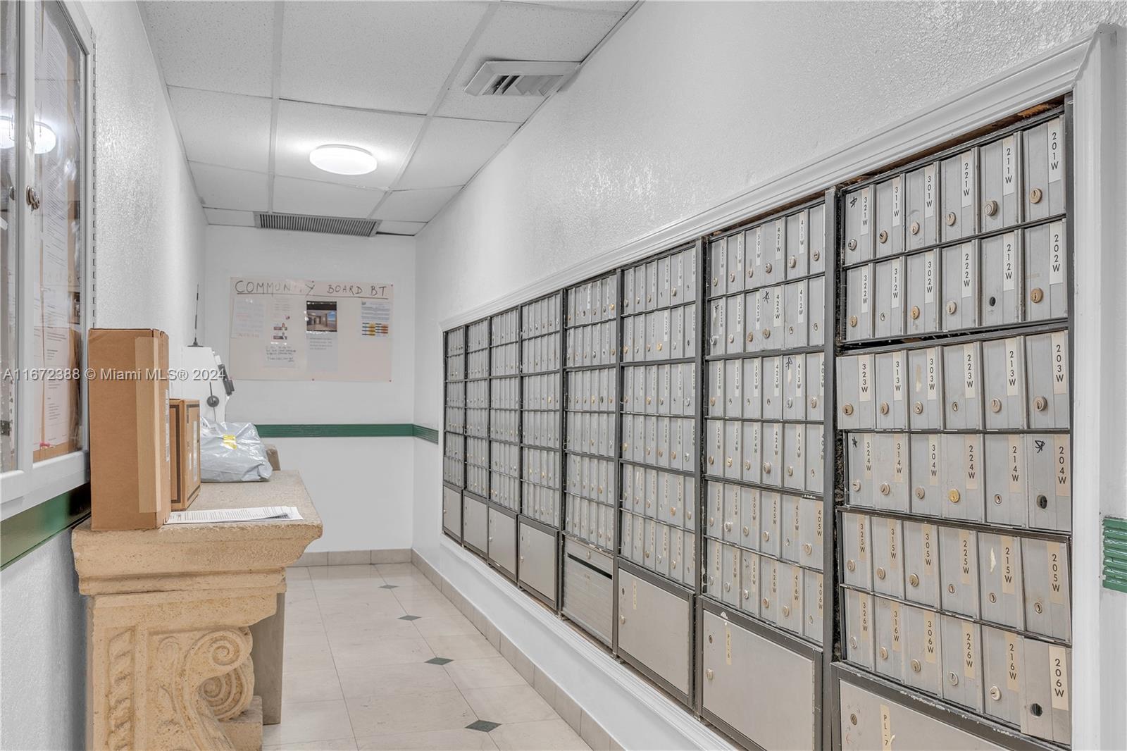 1301 NE Miami Gardens Dr #1225W, Miami FL 33179