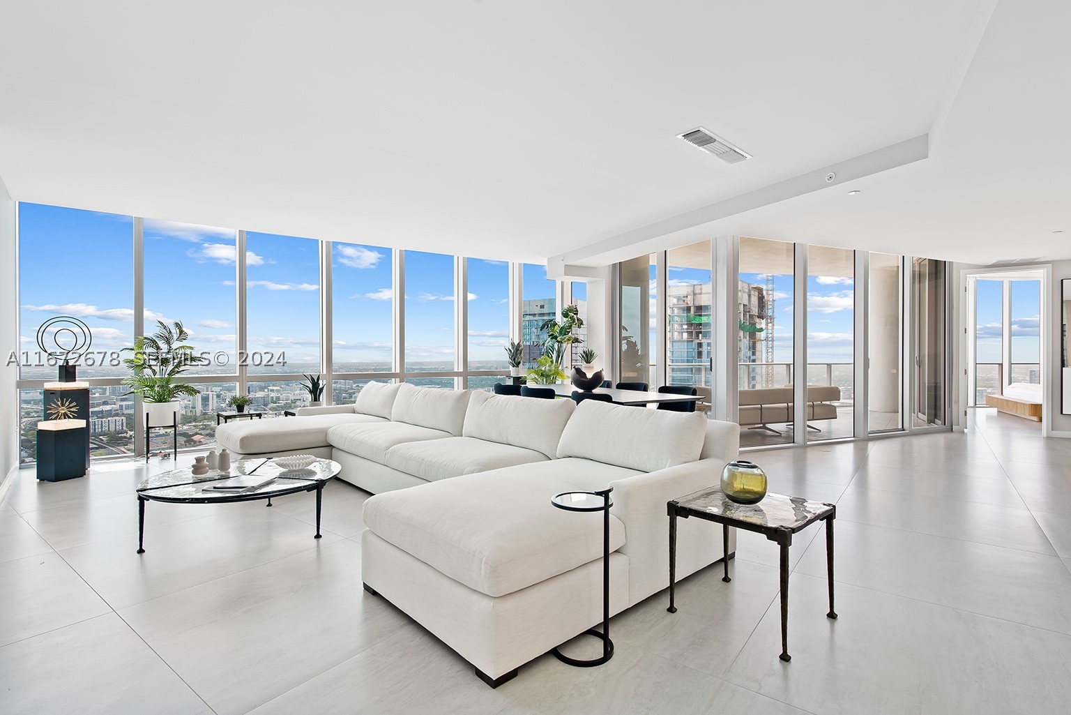 851 NE 1st Ave #PH 5402, Miami FL 33132