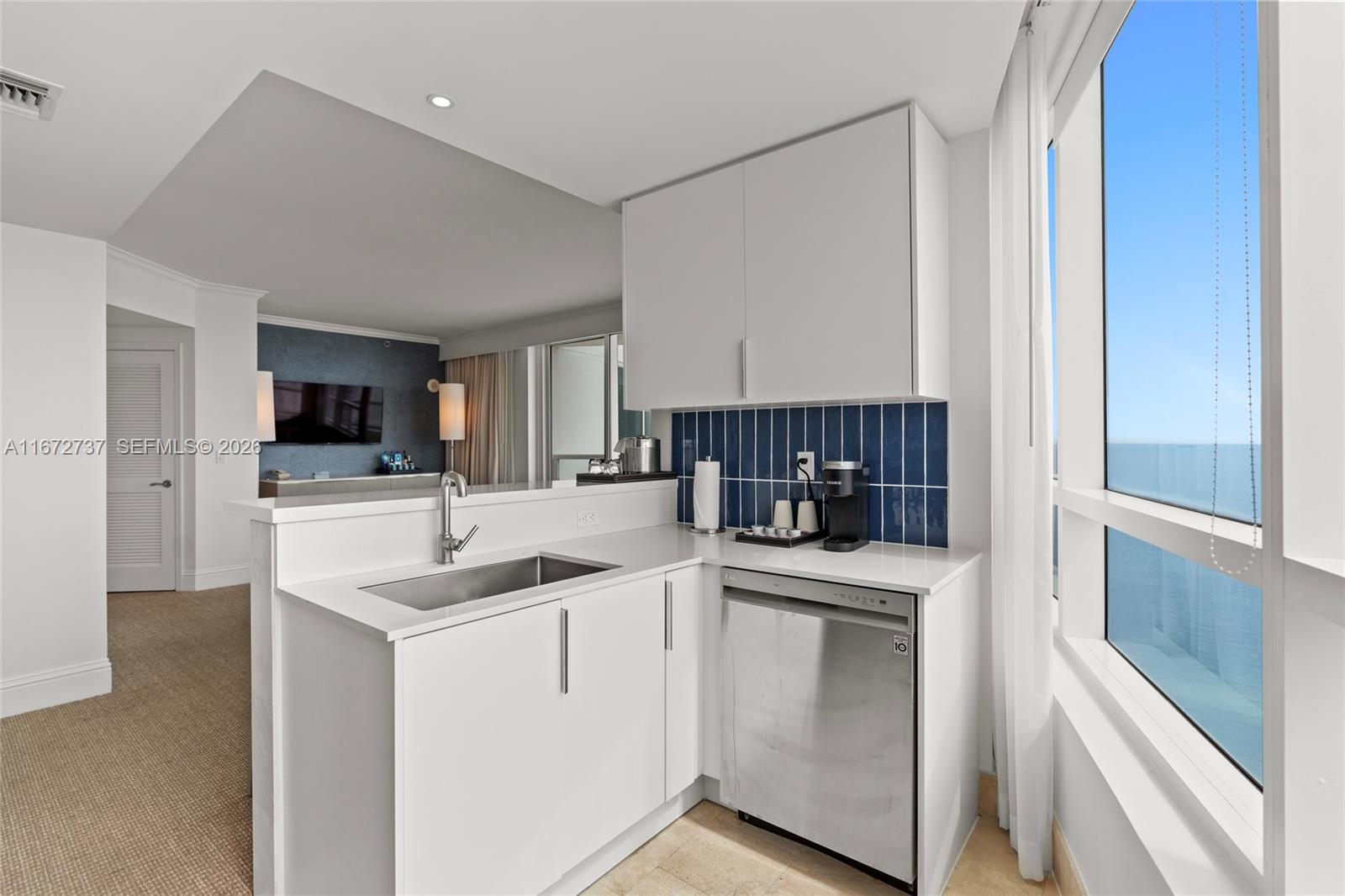 4401 Collins Ave #3202/3204, Miami Beach FL 33140