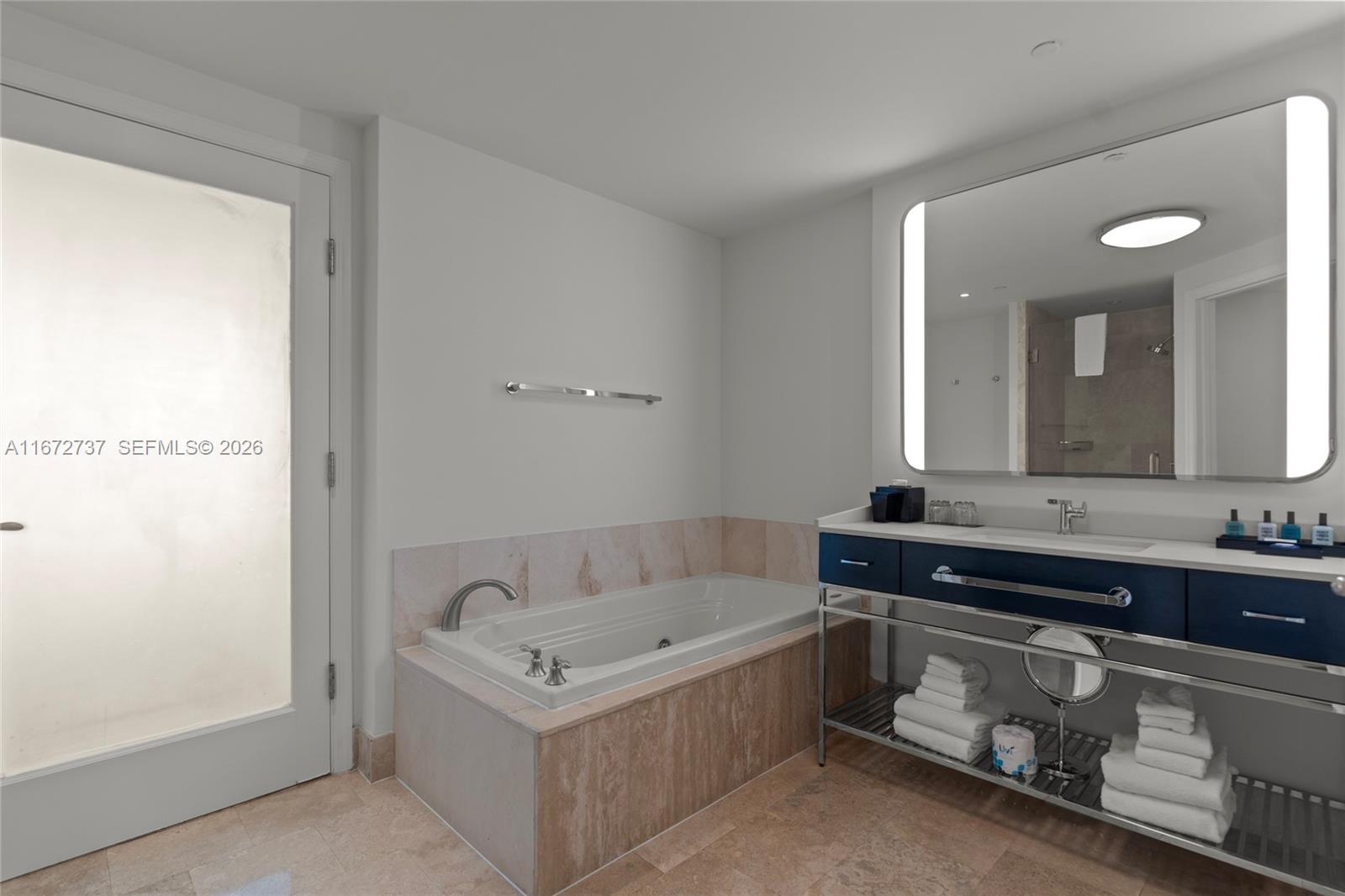 4401 Collins Ave #3202/3204, Miami Beach FL 33140
