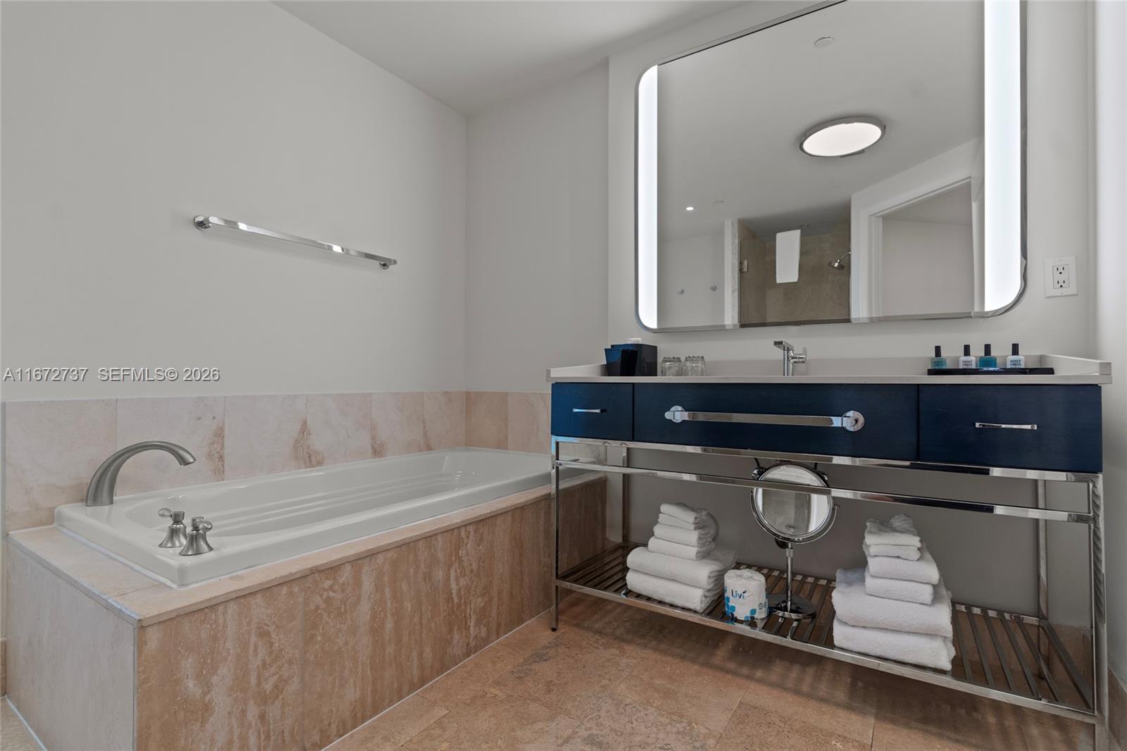 4401 Collins Ave #3202/3204, Miami Beach FL 33140
