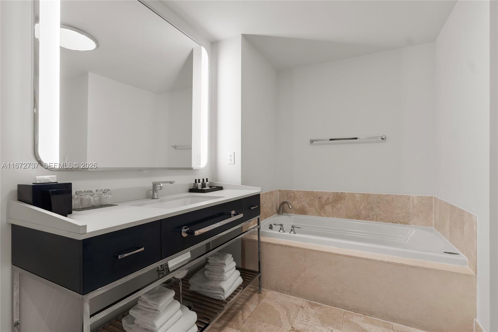 4401 Collins Ave #3202/3204, Miami Beach FL 33140