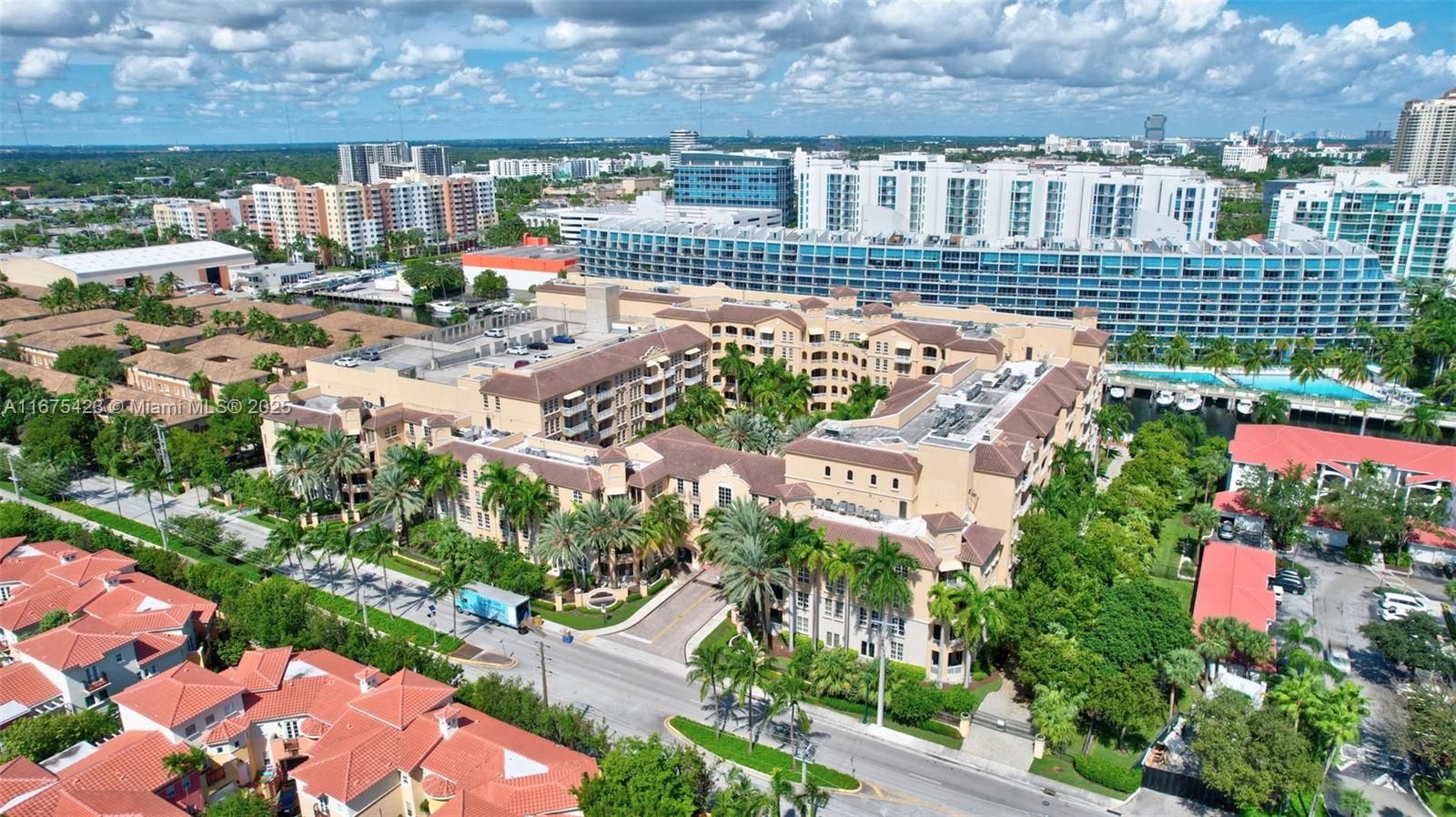3001 NE 185th St #114, Aventura FL 33180