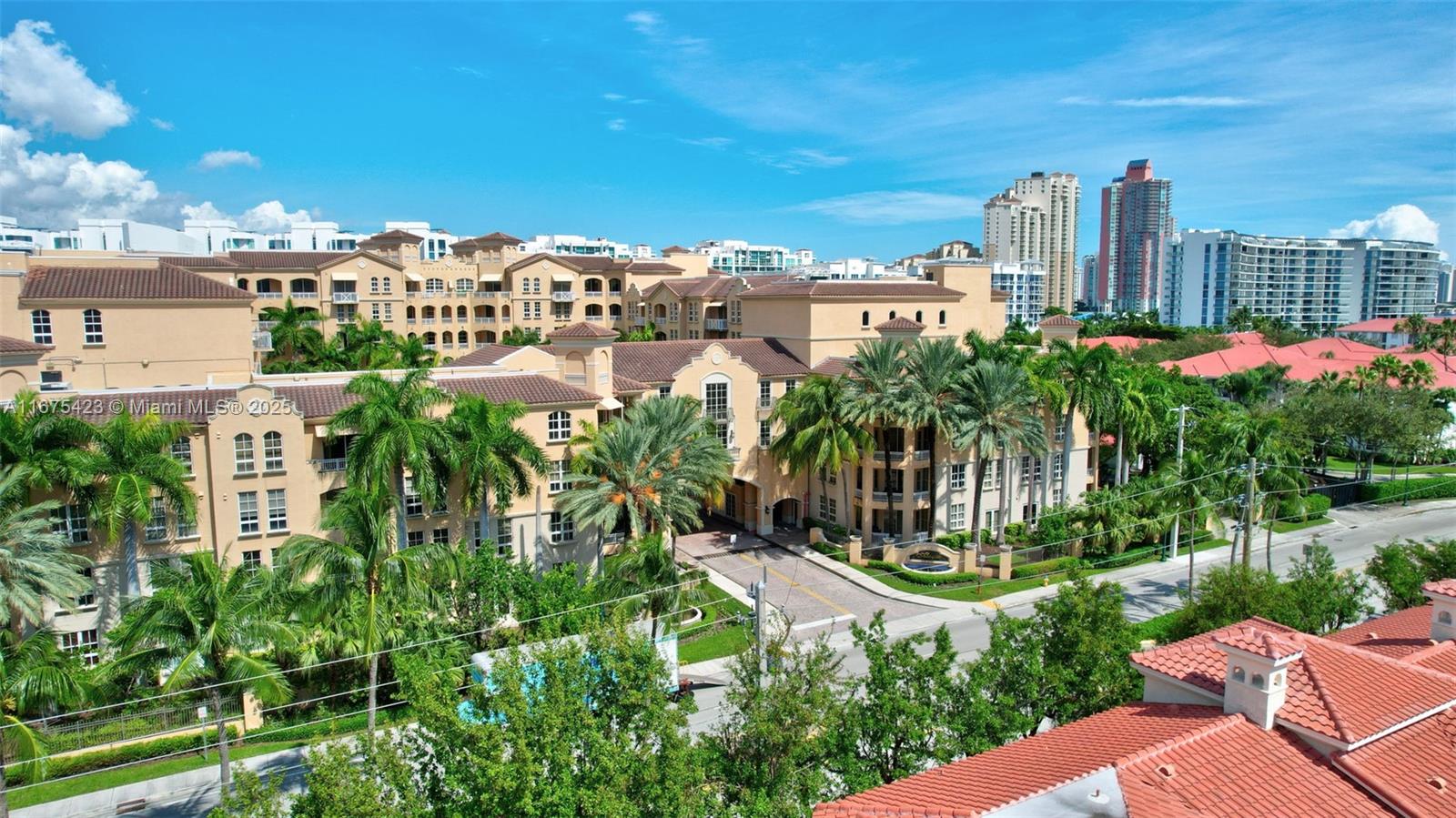 3001 NE 185th St #114, Aventura FL 33180