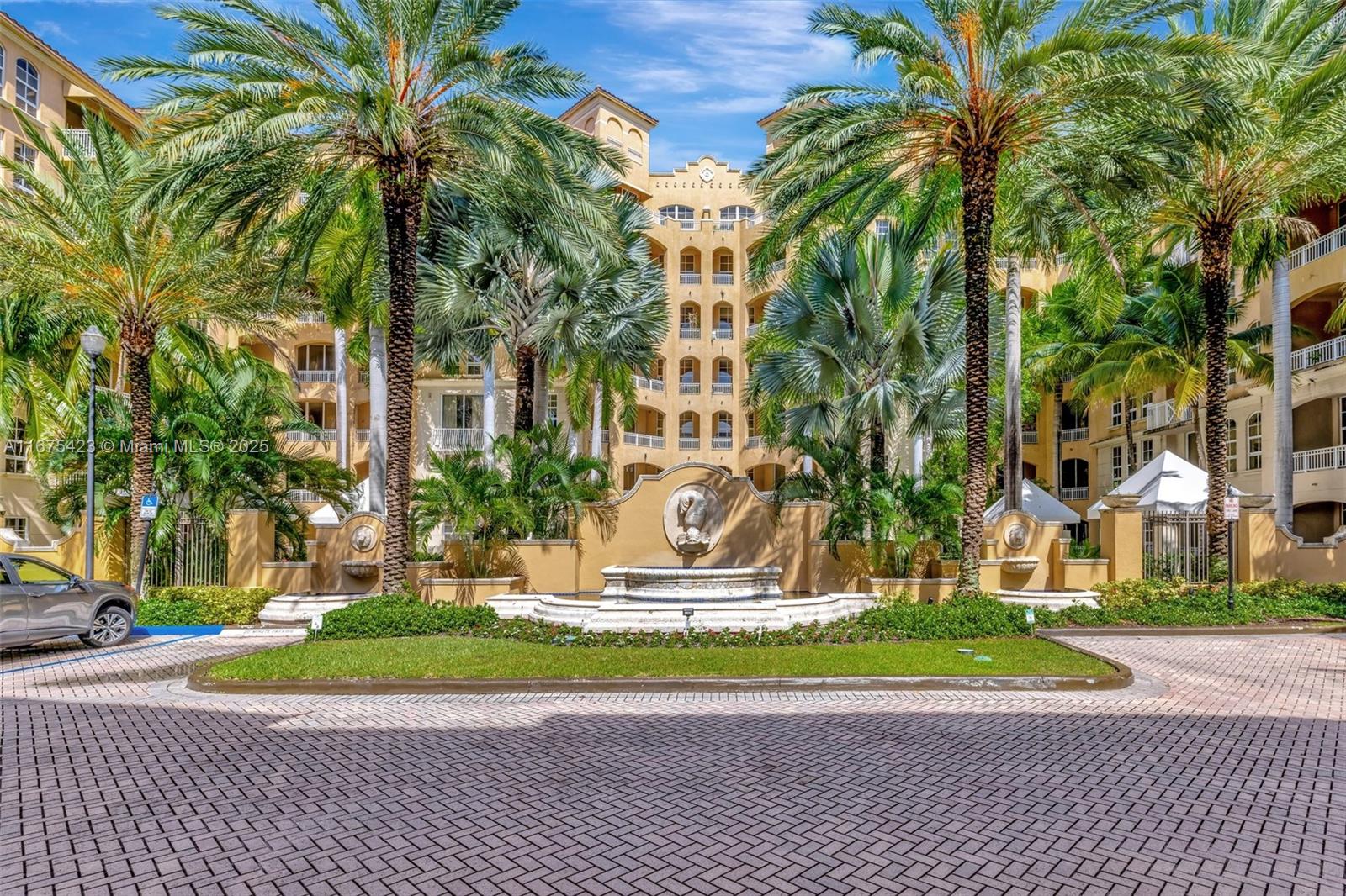 3001 NE 185th St #114, Aventura FL 33180