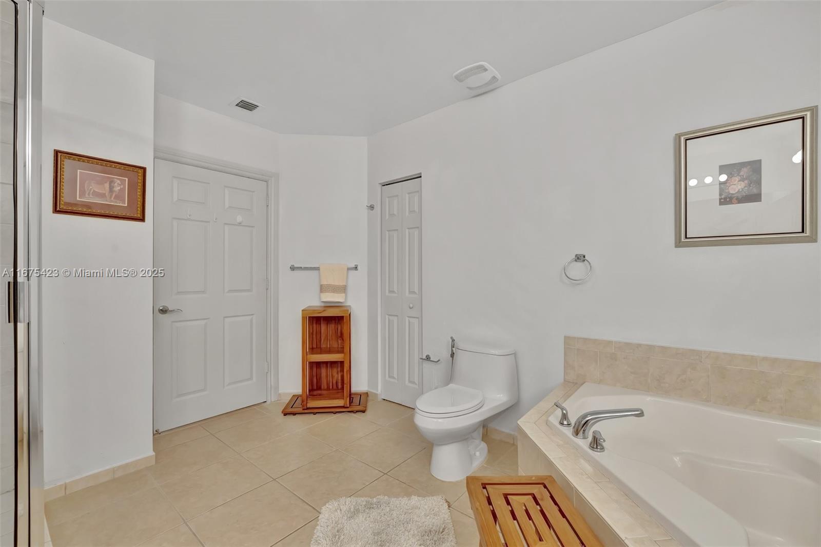 3001 NE 185th St #114, Aventura FL 33180