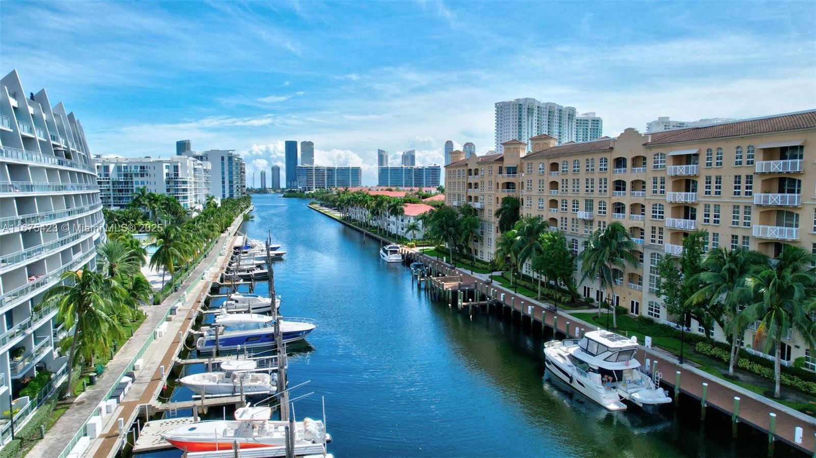 3001 NE 185th St #114, Aventura FL 33180
