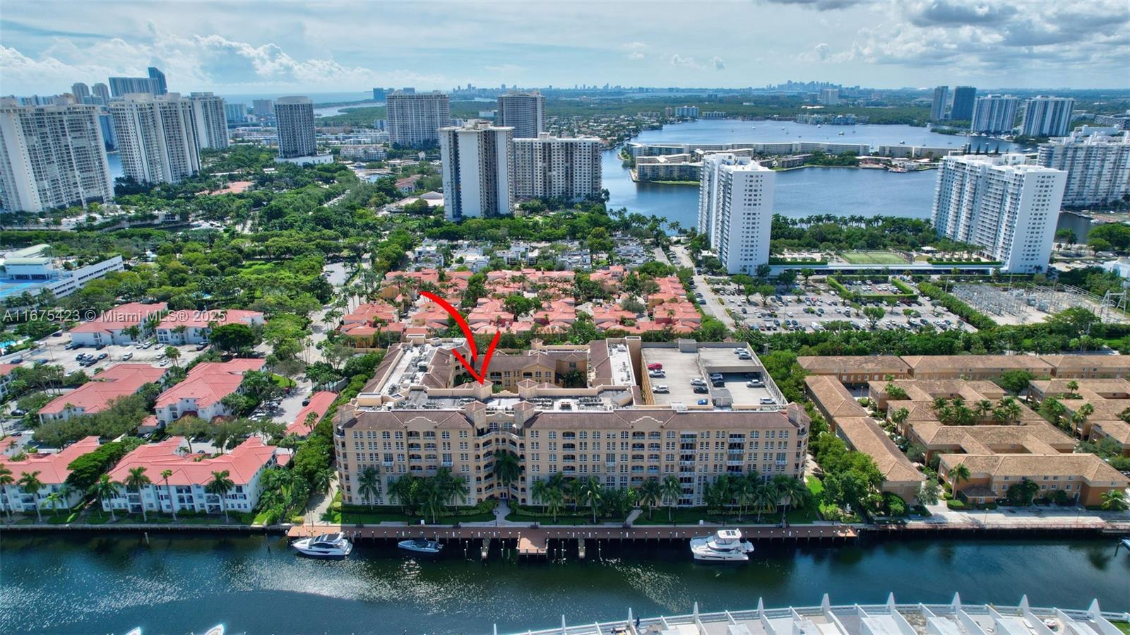 3001 NE 185th St #114, Aventura FL 33180