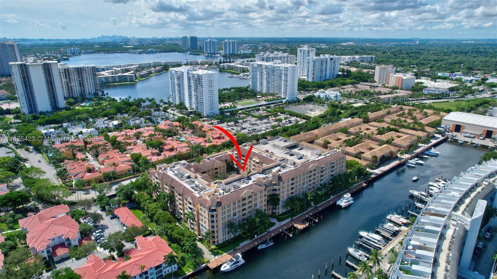3001 NE 185th St #114, Aventura FL 33180