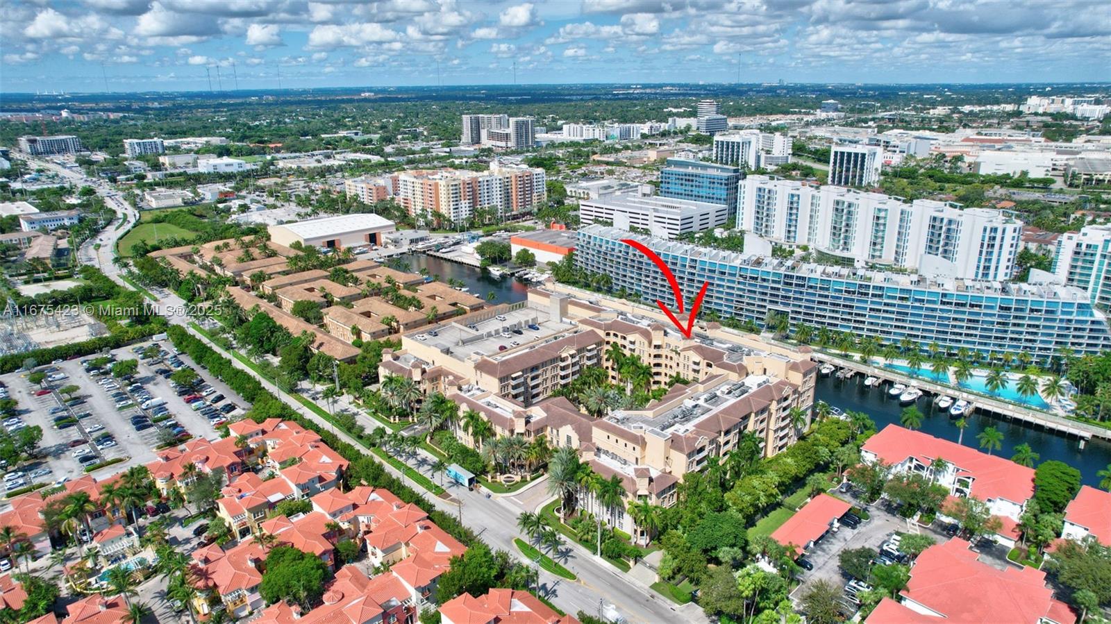3001 NE 185th St #114, Aventura FL 33180