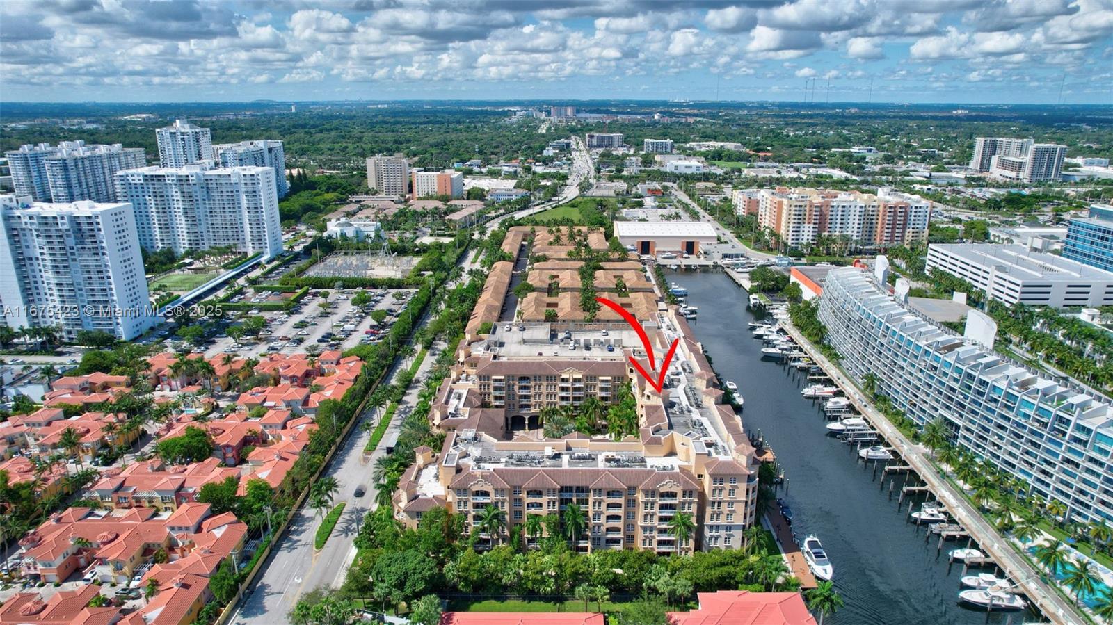 3001 NE 185th St #114, Aventura FL 33180