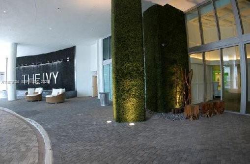 90 SW 3 ST #3210, Miami FL 33130