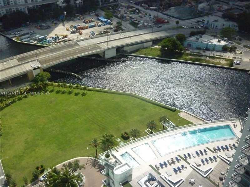 90 SW 3 ST #3210, Miami FL 33130