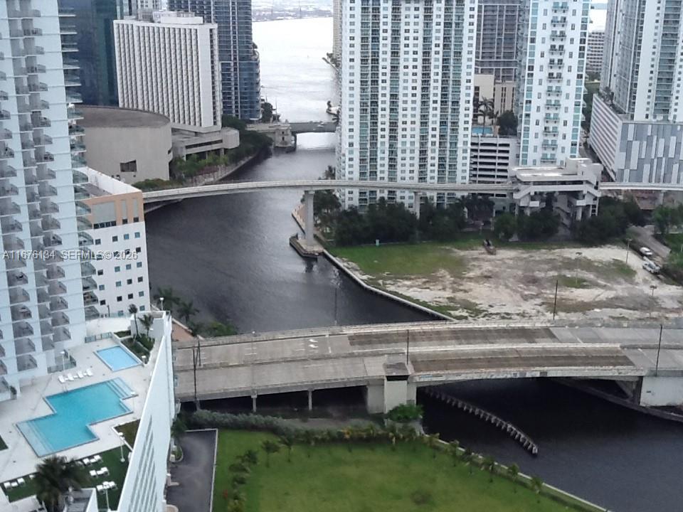 90 SW 3 ST #3210, Miami FL 33130