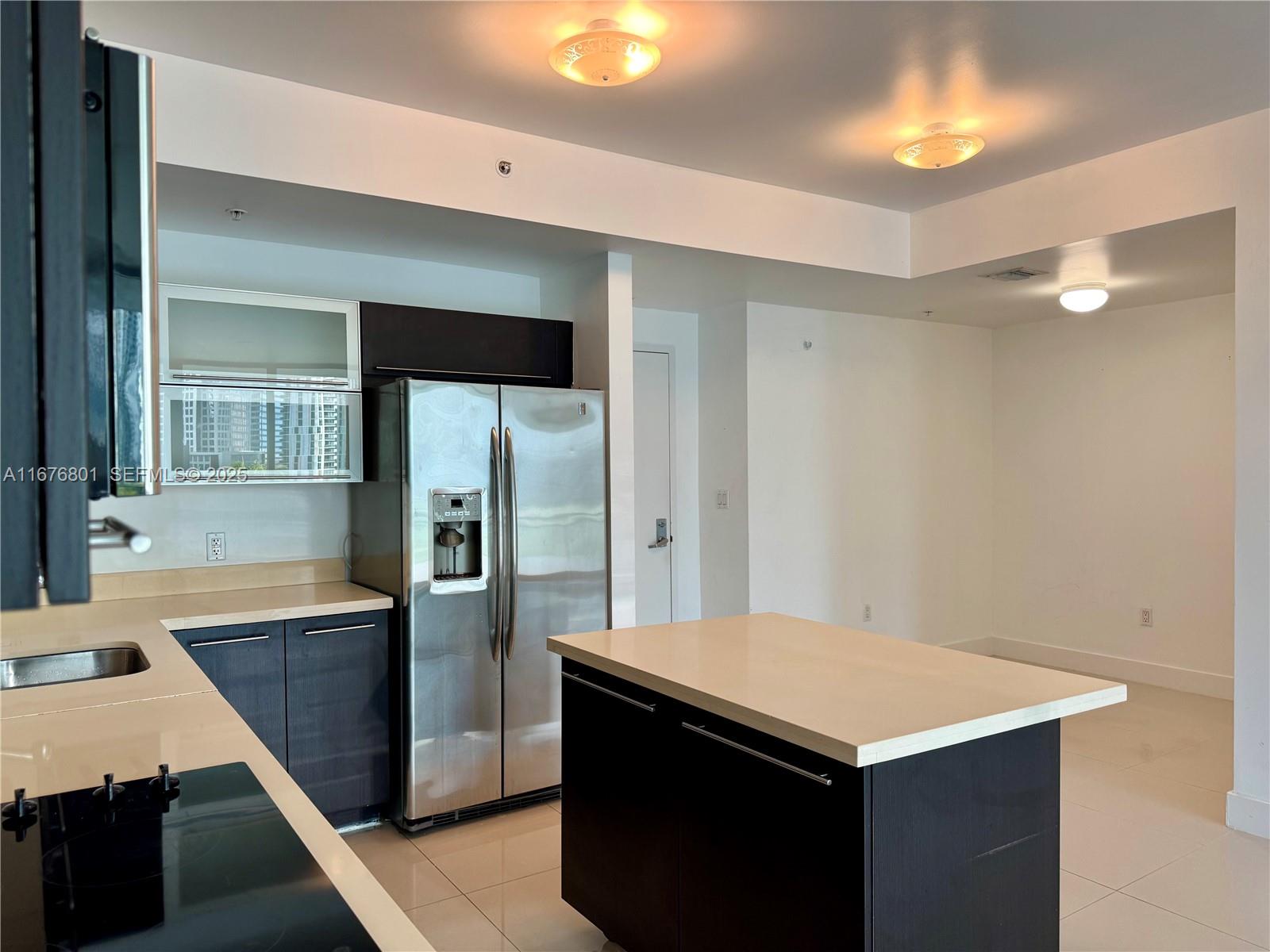 90 SW 3 ST #1416, Miami FL 33130
