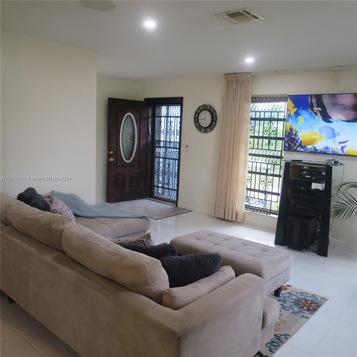 19021 NW 12th Ct, Miami Gardens FL 33169