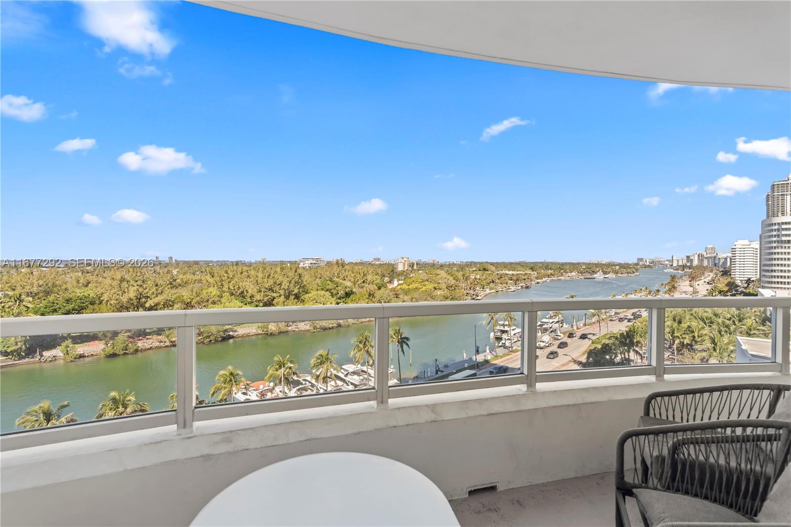 4401 Collins Ave #915, Miami Beach FL 33140