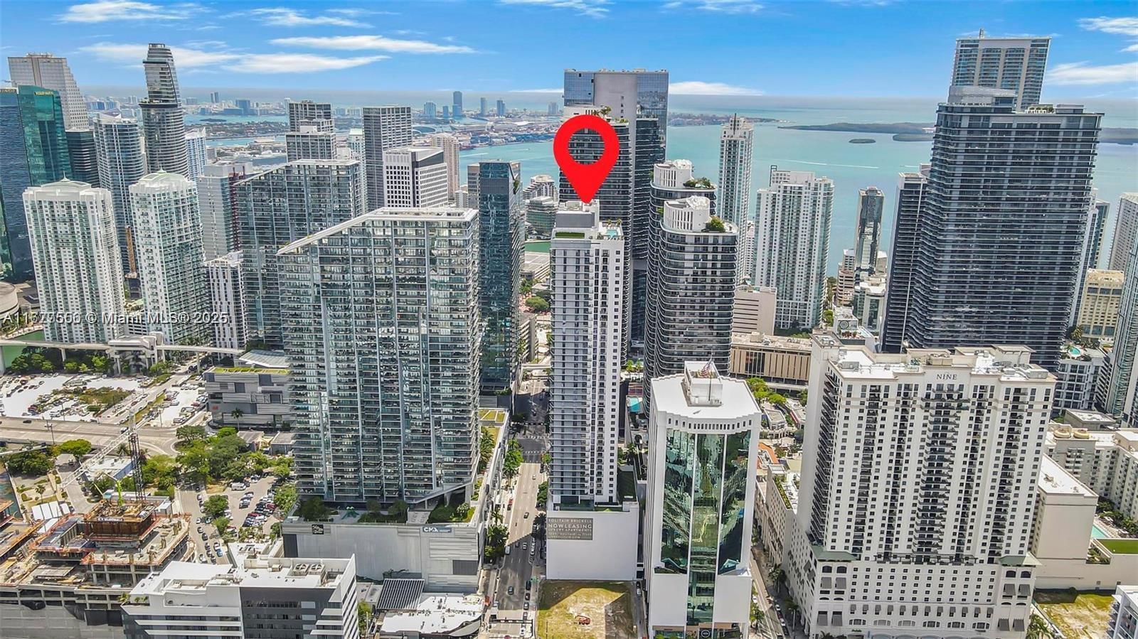 88 SW 7th St #1710, Miami FL 33130