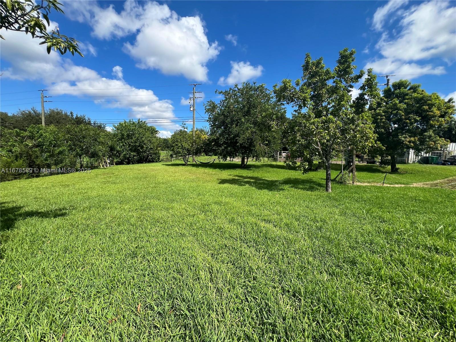 20321 SW 48th St, Southwest Ranches FL 33332