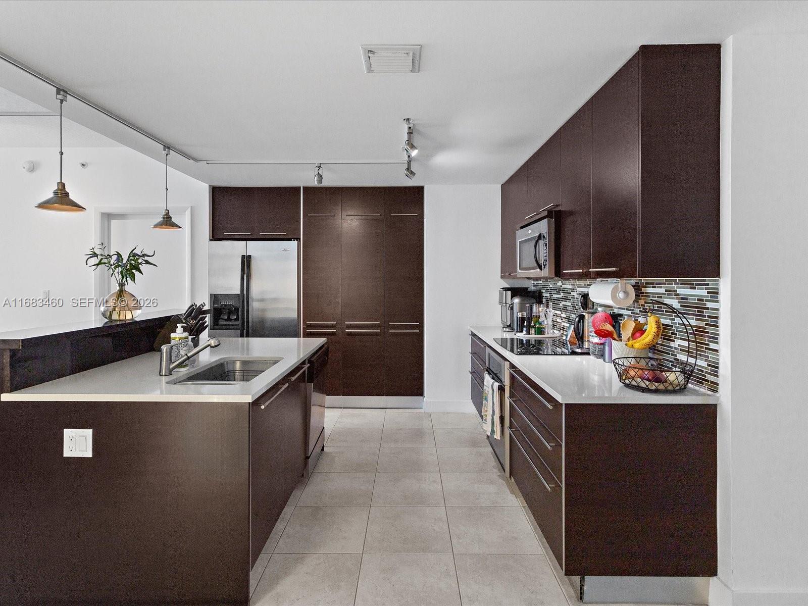 1900 N Bayshore Dr #1704, Miami FL 33132