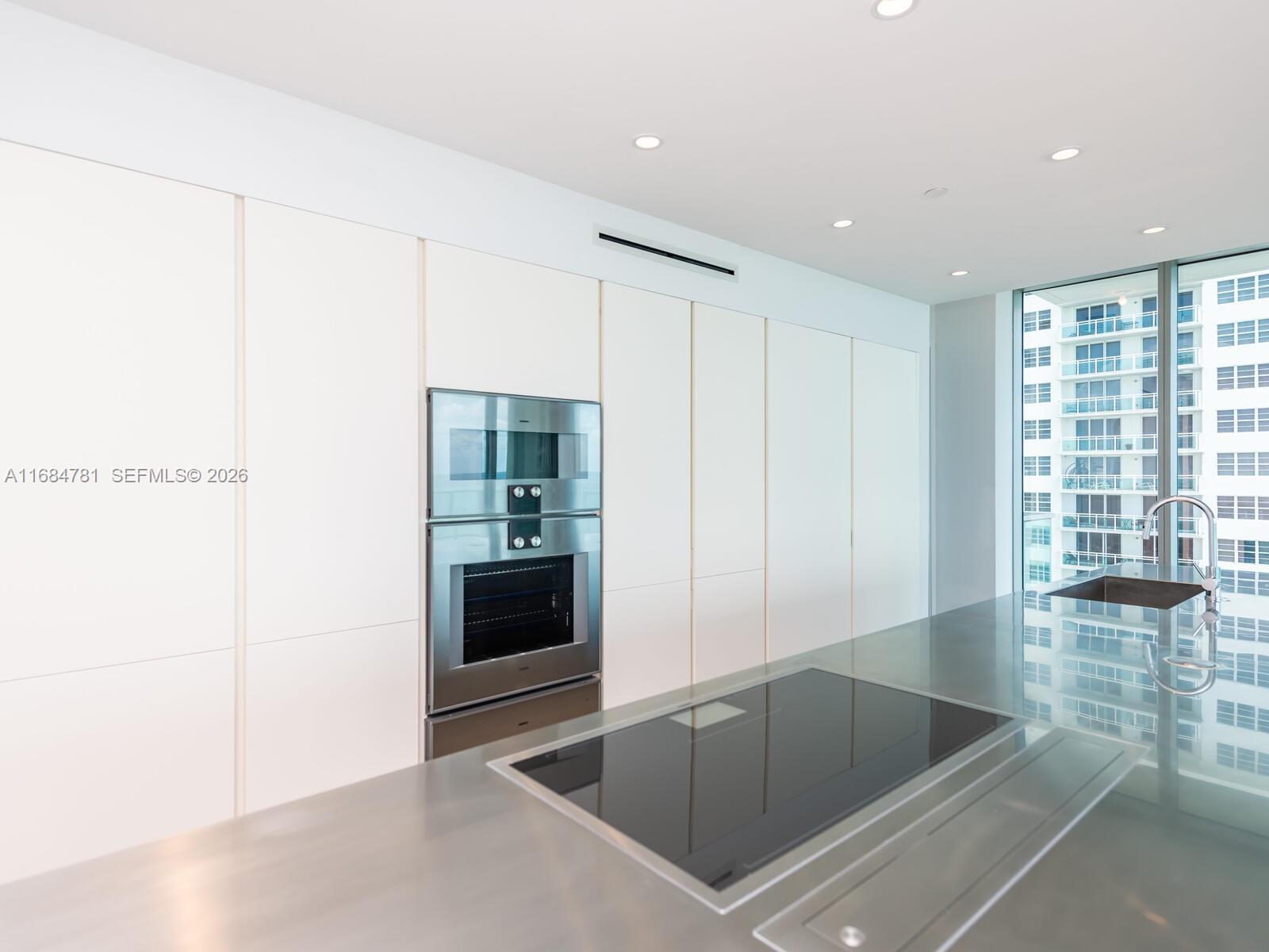 6901 Collins Ave #701, Miami Beach FL 33141