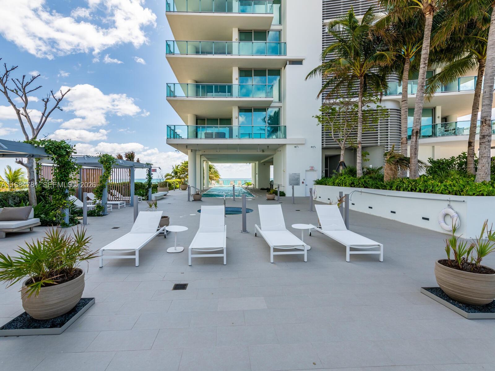 6901 Collins Ave #701, Miami Beach FL 33141