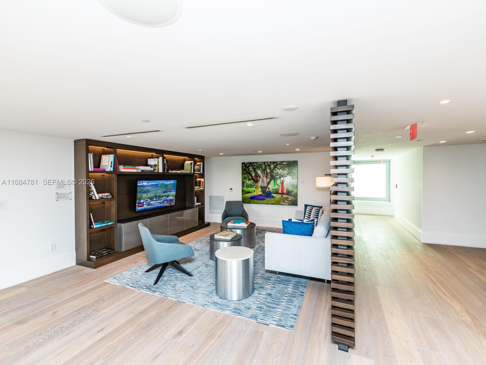 6901 Collins Ave #701, Miami Beach FL 33141