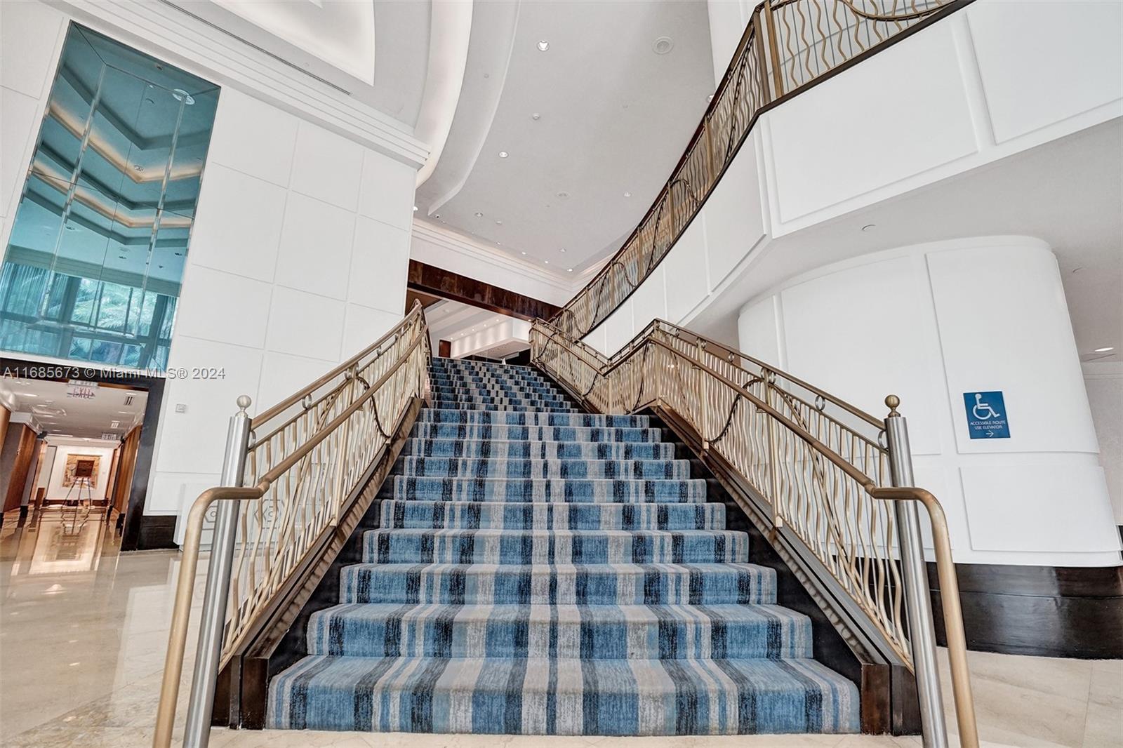 4391 Collins Ave #915, Miami Beach FL 33140