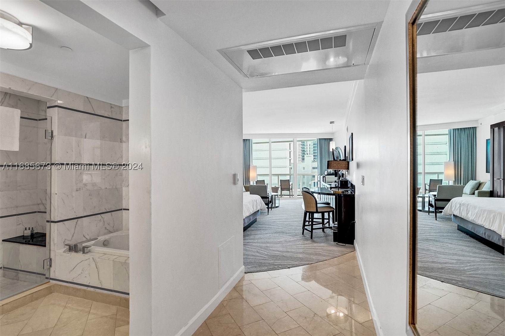 4391 Collins Ave #915, Miami Beach FL 33140