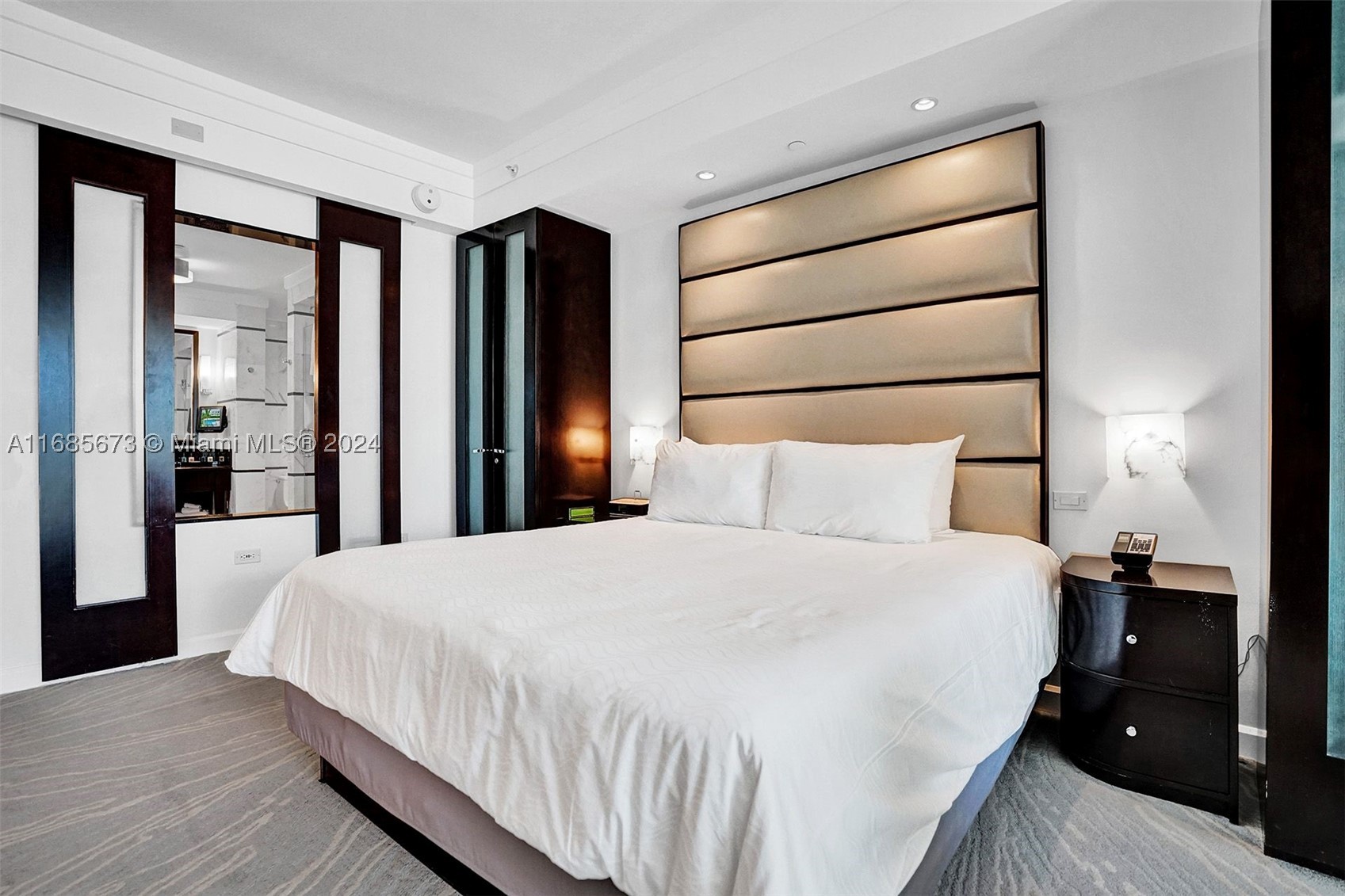 4391 Collins Ave #915, Miami Beach FL 33140