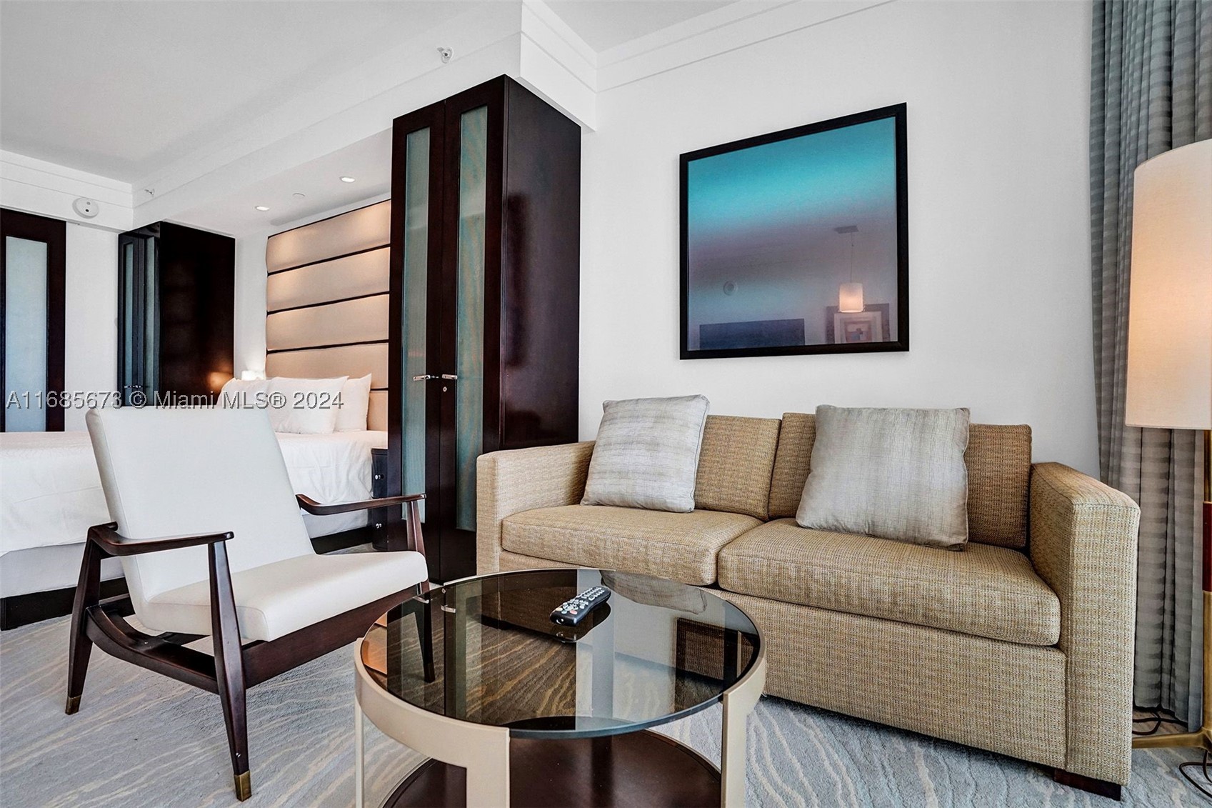 4391 Collins Ave #915, Miami Beach FL 33140