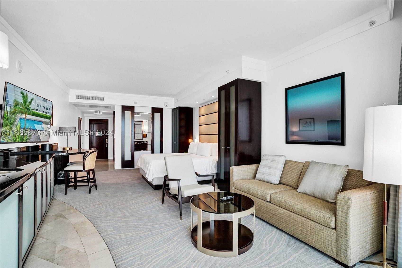 4391 Collins Ave #915, Miami Beach FL 33140