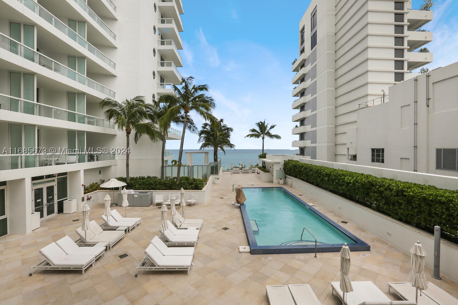 4391 Collins Ave #915, Miami Beach FL 33140