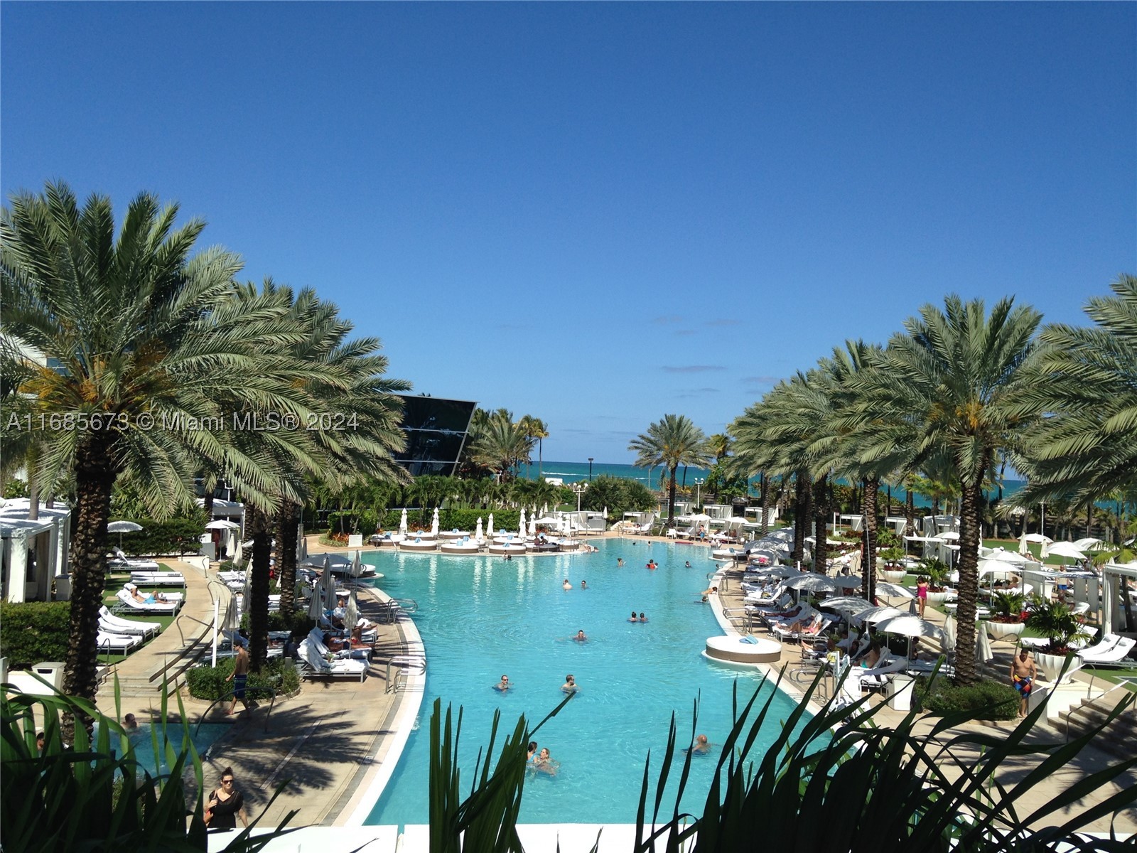 4391 Collins Ave #915, Miami Beach FL 33140