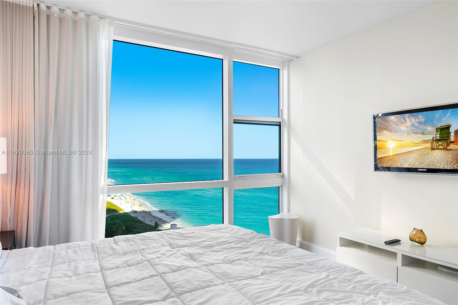 6801 Collins Ave #1203, Miami Beach FL 33141