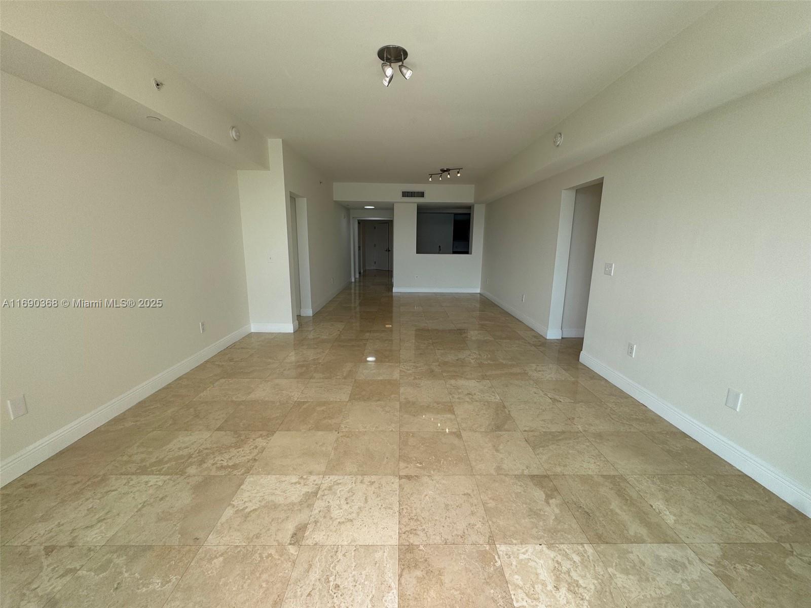 3330 NE 190 ST #1215, Aventura FL 33180