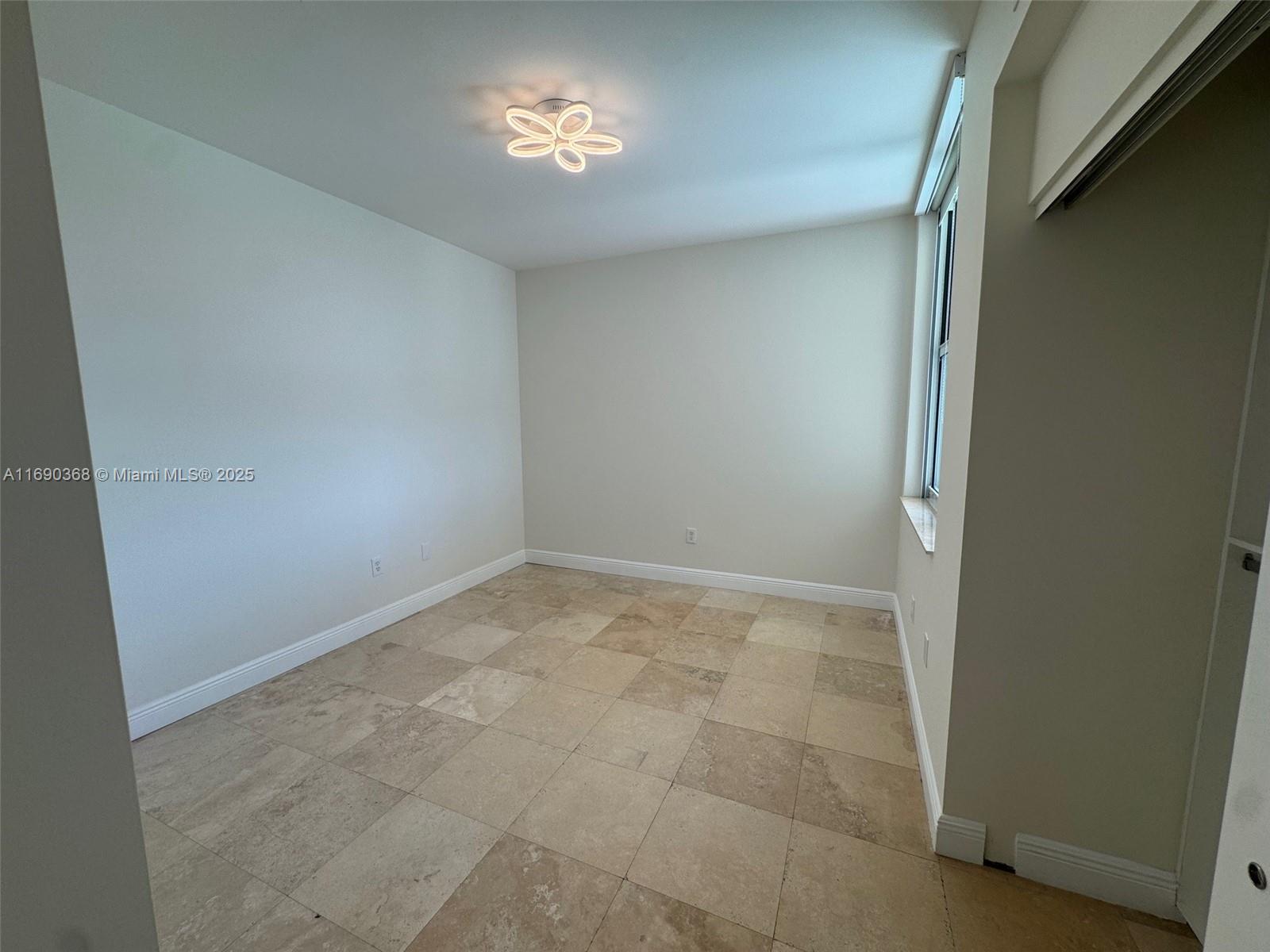 3330 NE 190 ST #1215, Aventura FL 33180