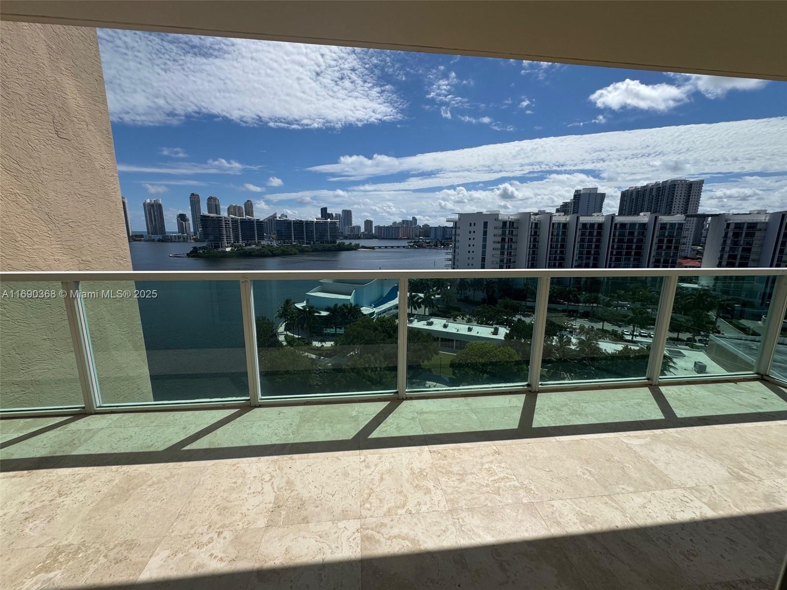 3330 NE 190 ST #1215, Aventura FL 33180