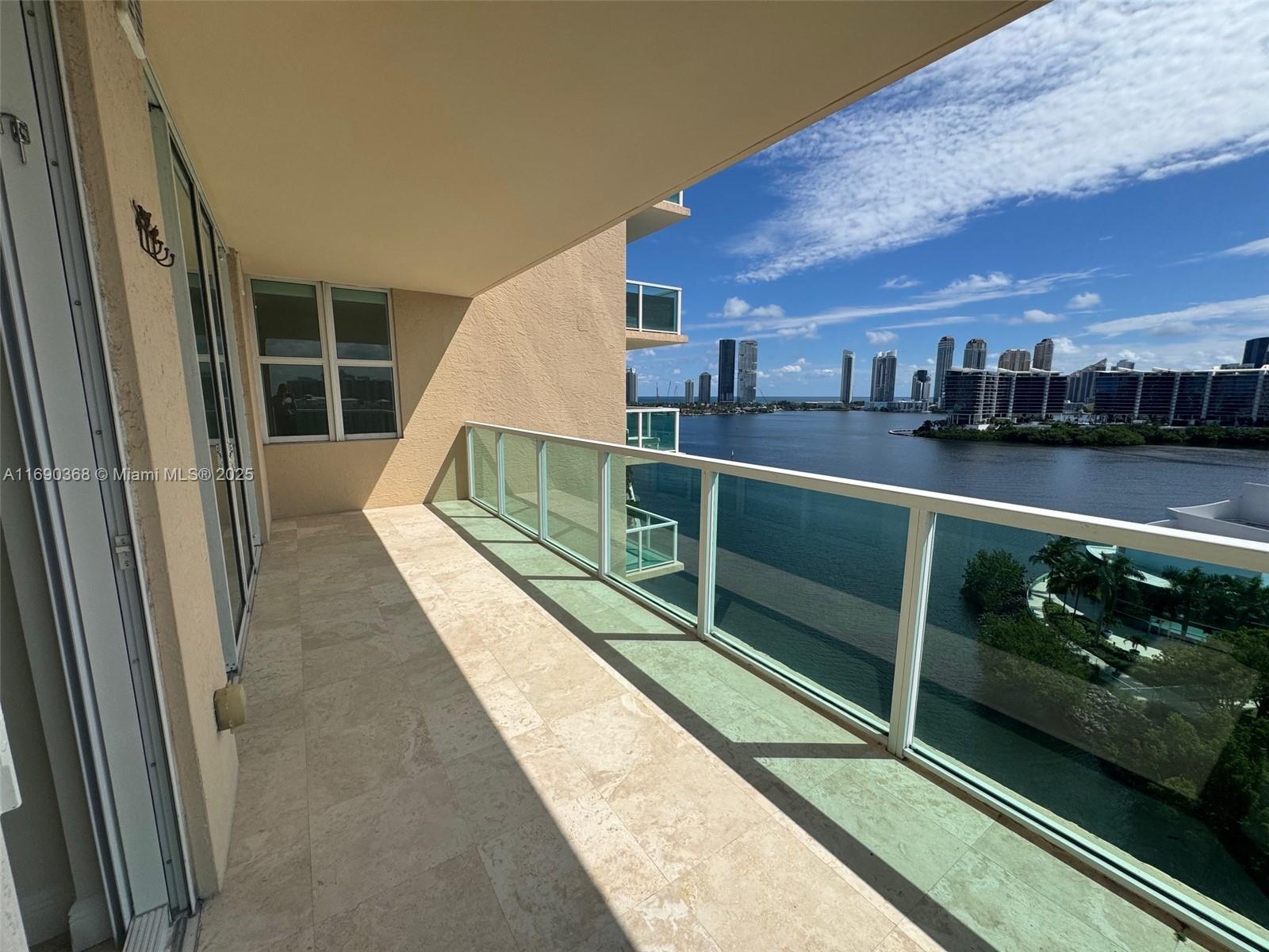 3330 NE 190 ST #1215, Aventura FL 33180