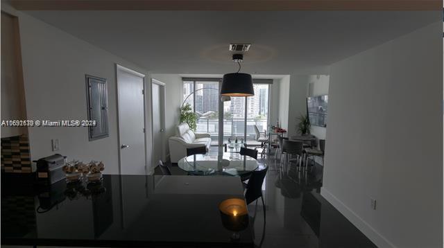 92 SW 3rd St #1802, Miami FL 33130