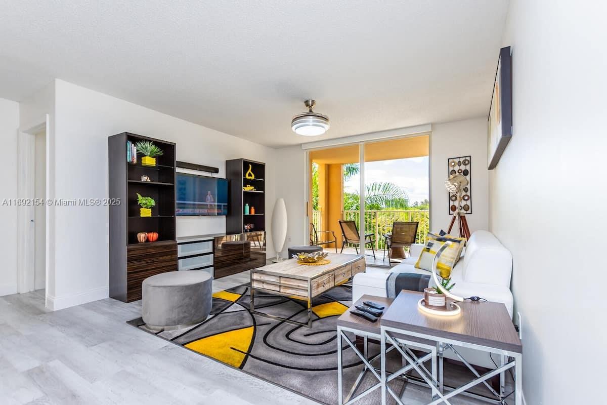 19999 E Country Club Dr #1403, Aventura FL 33180