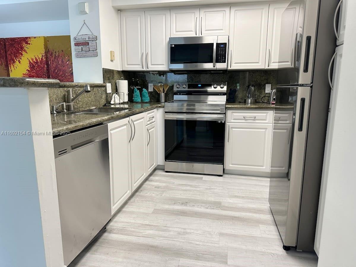 19999 E Country Club Dr #1403, Aventura FL 33180