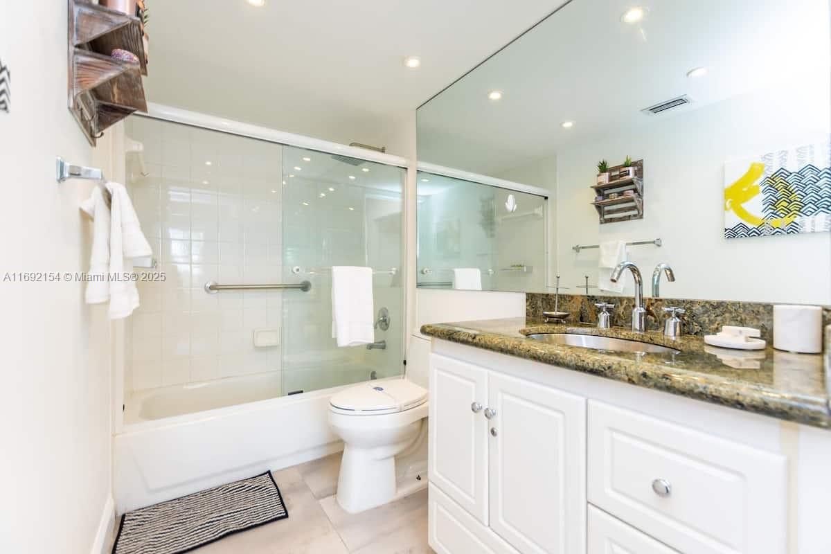 19999 E Country Club Dr #1403, Aventura FL 33180