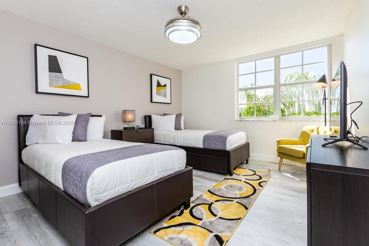 19999 E Country Club Dr #1403, Aventura FL 33180
