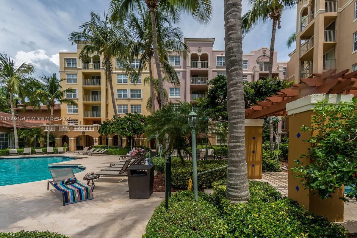 19999 E Country Club Dr #1403, Aventura FL 33180