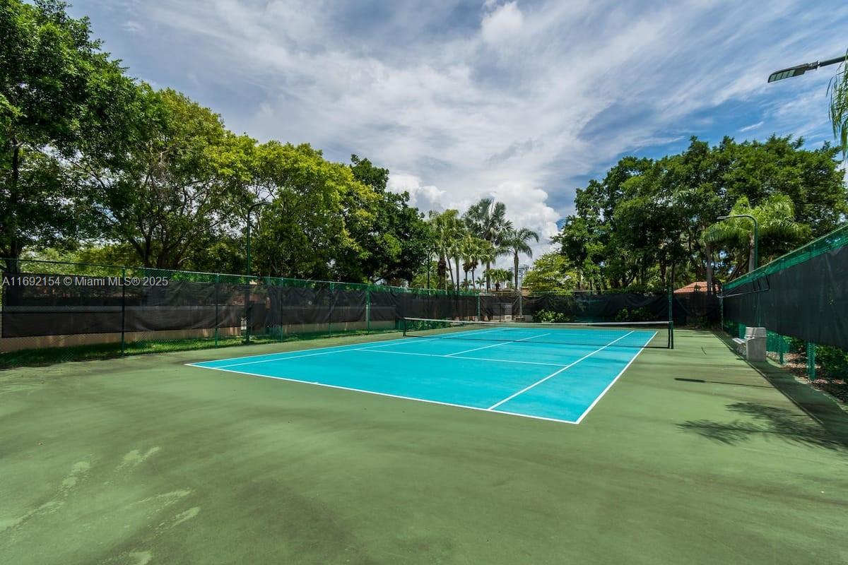 19999 E Country Club Dr #1403, Aventura FL 33180